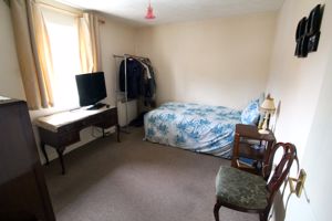 Bedroom- click for photo gallery